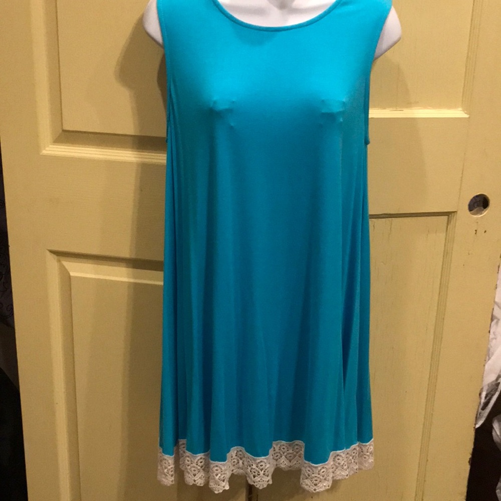 🎀BRAND NEW FROM BOUTIQUE🎀Aqua blue tank